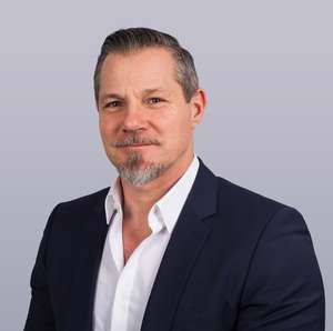 Portrait von Herr Roberto Sammali, Leiter Vertrieb Trockeneis Systeme