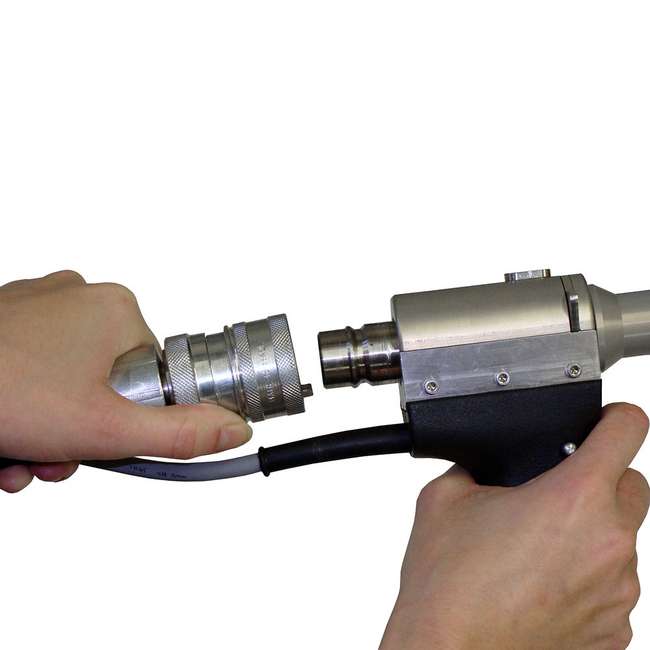 Powerful and handy blasting gun with quick connect coupling for dry ice blaster